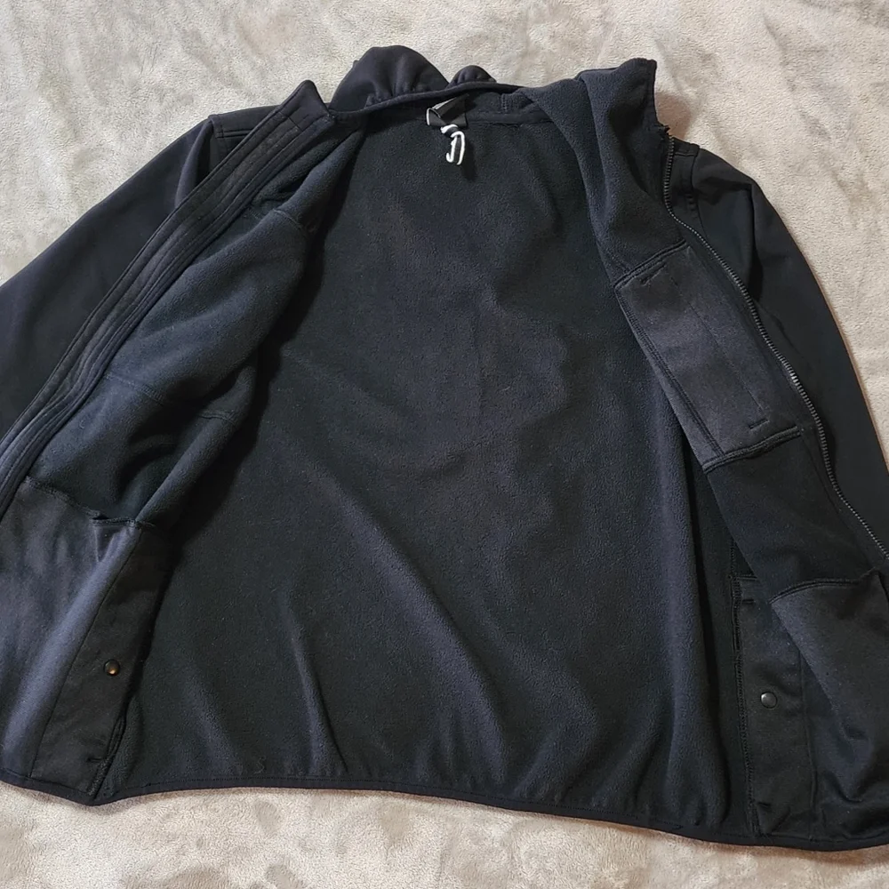 Under Armour Jacket | Black Softshell Zip Up Fleece Lined Hoodie| Youth Large